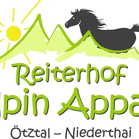 Forest Hyacinth Riding Stable Alpin Ferienhaus *